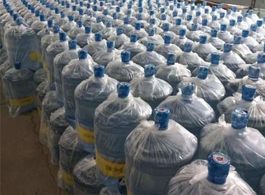 河南桶裝水設(shè)備廠 河南桶裝水設(shè)備廠