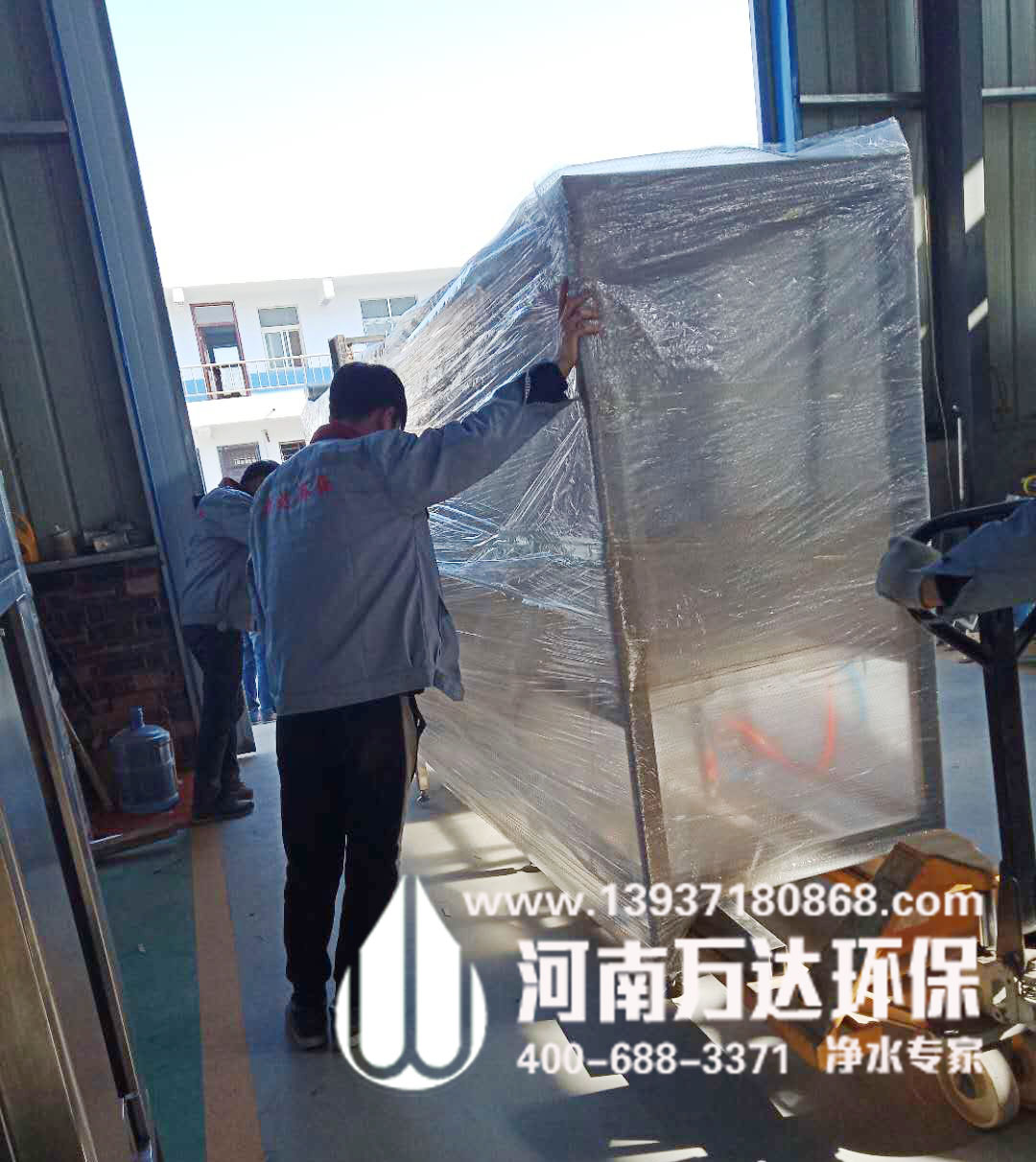 大桶純凈水生產設備廠家 大桶純凈水生產設備廠家