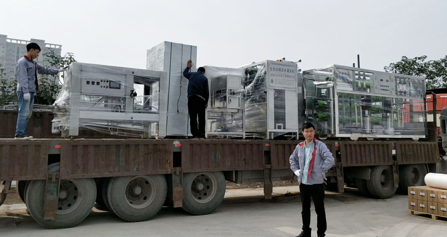 桶裝水灌裝機(jī)價(jià)格 桶裝水灌裝機(jī)價(jià)格