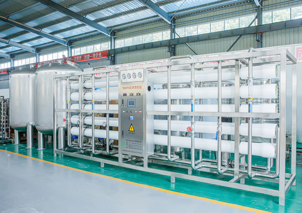 反滲透設(shè)備 反滲透設(shè)備
