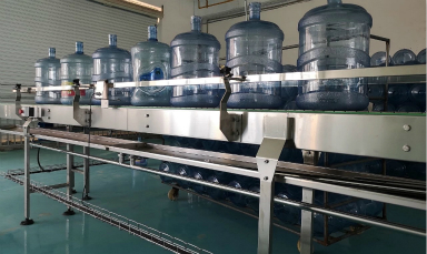 桶裝水自動生產(chǎn)線 桶裝水自動生產(chǎn)線